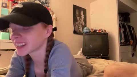 Snapshot of vanessapark chatting on February 5, 11:48 am Vanessa online show from February 5, 11:48 am