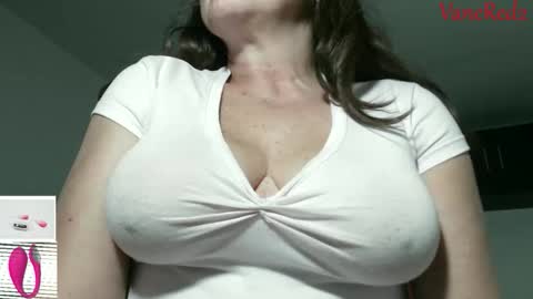 Vanesared2 online show from December 18, 12:27 am