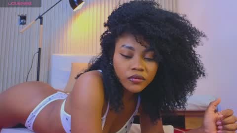 Snapshot of vanestrauss chatting on April 21, 9:06 pm New account follow me online show from April 21, 9:06 pm