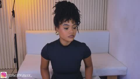 Snapshot of vanestrauss chatting on June 3, 8:47 pm New account follow me online show from June 3, 8:47 pm