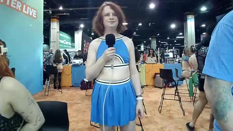 vanfairy526 online show from April 11, 9:41 pm