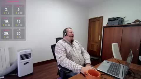 Snapshot of vanifer chatting on July 15, 3:17 pm Vanifer online show from July 15, 3:17 pm