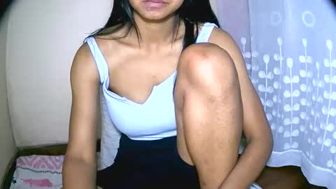 vanih27 online show from April 12, 7:35 am