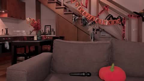 Vanilla online show from October 29, 1:35 pm