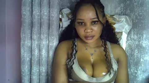 Snapshot of vanillavenus chatting on July 9, 12:15 am vanillavenus online show from July 9, 12:15 am