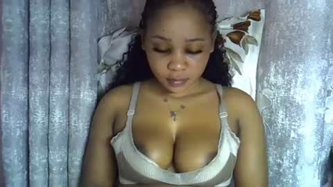 Snapshot of vanillavenus chatting on July 10, 1:14 pm vanillavenus online show from July 10, 1:14 pm