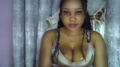 Snapshot of vanillavenus chatting on July 12, 10:56 pm vanillavenus online show from July 12, 10:56 pm