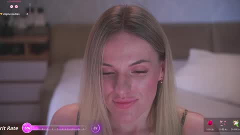 Sophie online show from April 17, 10:07 am