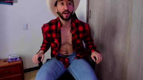 Snapshot of vann_helsing chatting on February 14, 3:20 pm Van online show from February 14, 3:20 pm