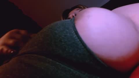 Snapshot of vanne_amet chatting on July 1, 1:24 pm free follow me online show from July 1, 1:24 pm