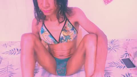 Snapshot of vannesascott chatting on July 9, 6:12 pm VANNESA online show from July 9, 6:12 pm