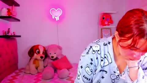 Snapshot of vannessa_shy chatting on July 10, 1:47 pm Vanesa online show from July 10, 1:47 pm