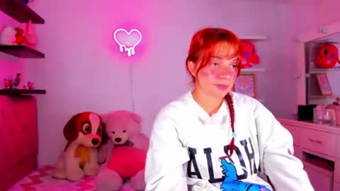 Snapshot of vannessa_shy chatting on July 15, 12:38 am Vanesa online show from July 15, 12:38 am