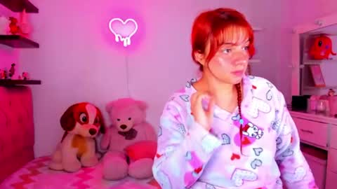 Snapshot of vannessa_shy chatting on July 16, 1:17 pm Vanesa online show from July 16, 1:17 pm