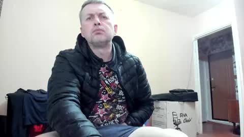 vano_822 online show from September 18, 9:50 pm