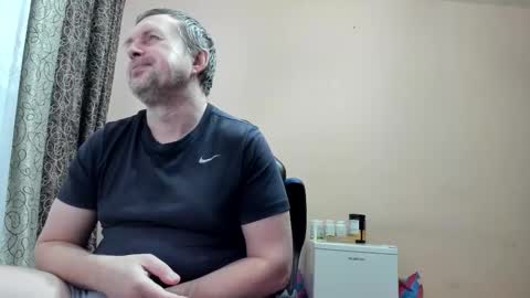 vano_822 online show from February 15, 9:44 pm
