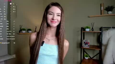 Snapshot of vanvanvibe chatting on June 22, 9:28 am Charline online show from June 22, 9:28 am