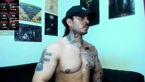 vanvelckan_ online show from February 25, 4:22 am