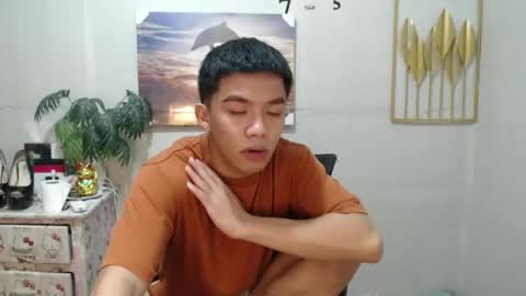 Snapshot of vanxxx2005 chatting on December 11, 4:09 pm vanxxx2005 online show from December 11, 4:09 pm