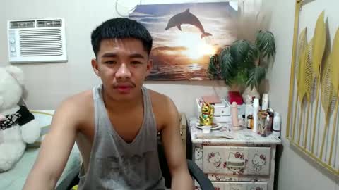 Snapshot of vanxxx2005 chatting on March 11, 8:09 pm vanxxx2005 online show from March 11, 8:09 pm