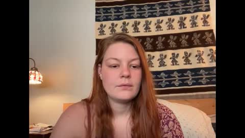Snapshot of varared chatting on February 2, 6:20 pm Vara Redbush online show from February 2, 6:20 pm