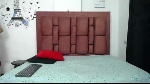 varascot online show from April 14, 12:22 pm