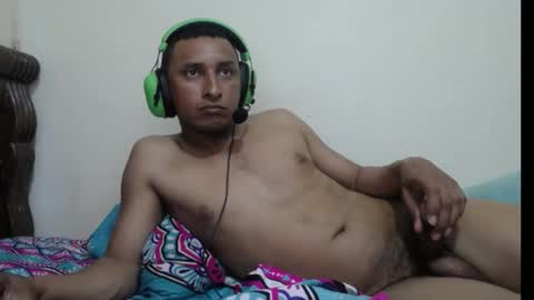 Snapshot of varmico chatting on April 12, 3:06 pm Harold online show from April 12, 3:06 pm