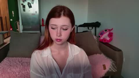 Snapshot of vasilisa_lik chatting on September 19, 11:44 am Vasilisa lik online show from September 19, 11:44 am