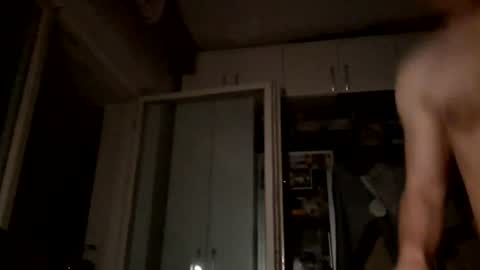 Snapshot of vasisexyi chatting on July 28, 11:37 pm Vasi Sexyi online show from July 28, 11:37 pm