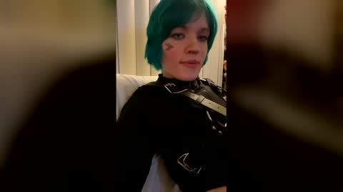 Vault Slut 111  online show from February 17, 6:10 am