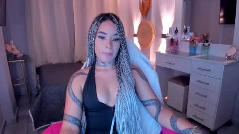 Vayolett Bass online show from January 17, 5:27 pm