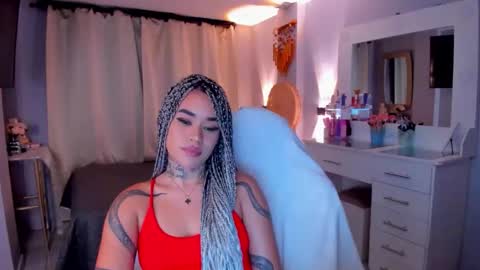 Vayolett Bass online show from March 18, 7:22 am