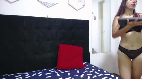 Snapshot of vbriannaper chatting on February 27, 3:17 am Brianna online show from February 27, 3:17 am