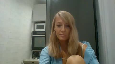 Snapshot of veessa chatting on November 13, 8:52 pm Veessa online show from November 13, 8:52 pm