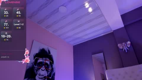 Snapshot of vega_roux chatting on December 8, 10:47 pm VEGA online show from December 8, 10:47 pm