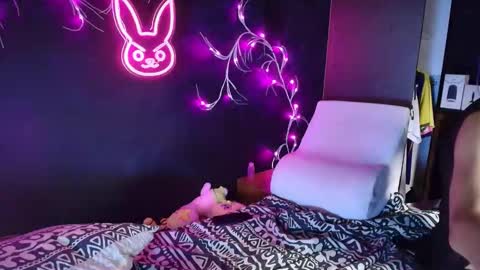 Snapshot of vega_santorini chatting on February 27, 4:56 am vega_santorini online show from February 27, 4:56 am