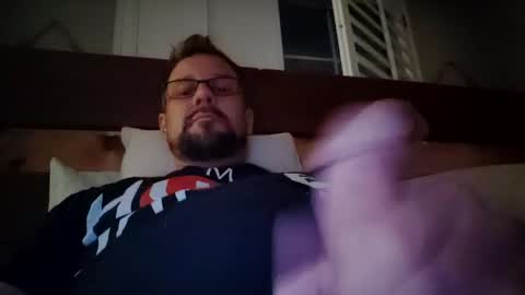 vegasdadbod online show from June 18, 8:25 am