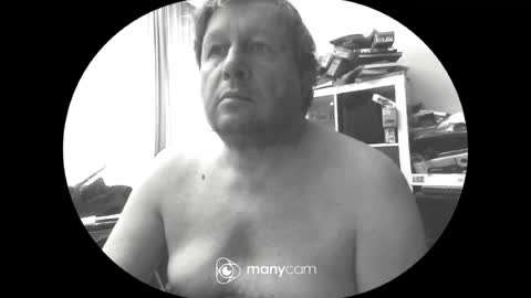 Snapshot of vejun2025 chatting on June 15, 7:43 am vejun2025 online show from June 15, 7:43 am