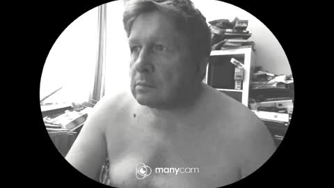 Snapshot of vejun2025 chatting on July 15, 9:47 am vejun2025 online show from July 15, 9:47 am