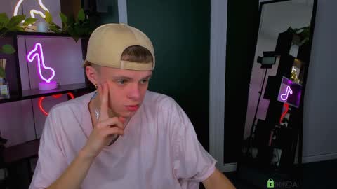 veldi_to online show from March 28, 7:35 pm