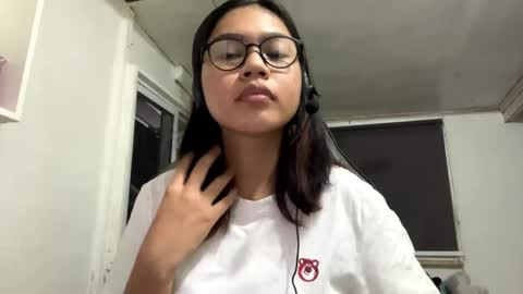 Sophie online show from June 4, 2:56 pm