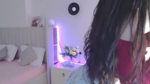 Snapshot of veliasai chatting on June 4, 3:01 am VeliaSai online show from June 4, 3:01 am