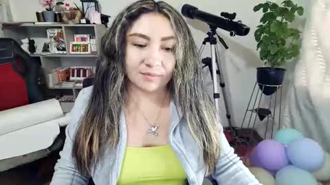 Im VelaI will be Christmas and New Year with my family December 22 to January 13 I will miss you guys. online show from October 23, 10:08 pm