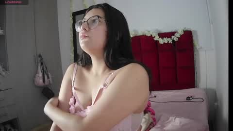 Snapshot of velma_star chatting on July 16, 10:43 am Velma online show from July 16, 10:43 am