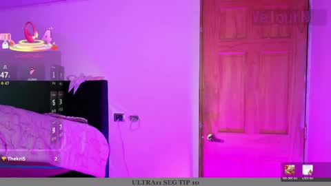 Snapshot of velournyx chatting on April 30, 3:46 am VELOURNYX online show from April 30, 3:46 am