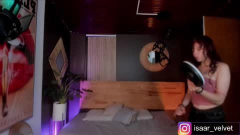 Snapshot of velvet_dreams_ chatting on March 13, 11:50 am Isabella online show from March 13, 11:50 am