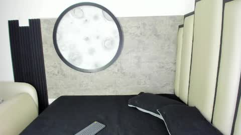 Snapshot of velvet_duo23 chatting on April 27, 11:41 am Stefany Y Diego online show from April 27, 11:41 am