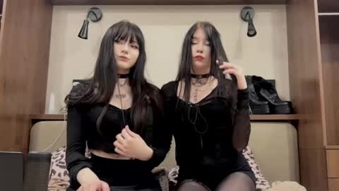 Snapshot of velvet_rose12 chatting on February 1, 1:37 am velvet_rose12 online show from February 1, 1:37 am