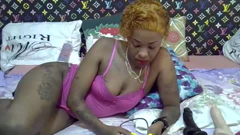 velvet online show from February 19, 6:20 am