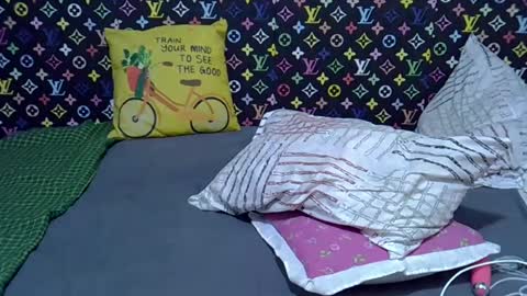 Snapshot of velvet_temptress chatting on July 21, 5:43 am velvet online show from July 21, 5:43 am